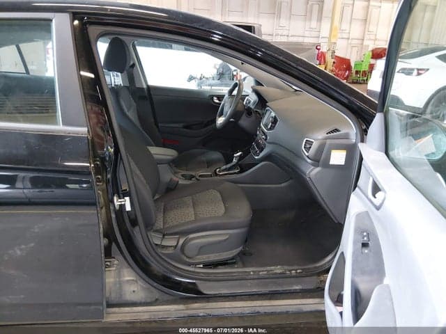 2017 HYUNDAI IONIQ HYBRID BLUE 5