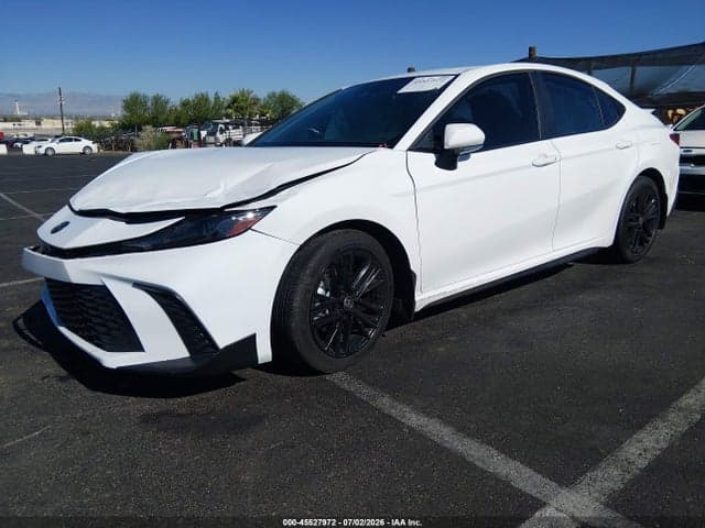 2026 TOYOTA CAMRY SE 2