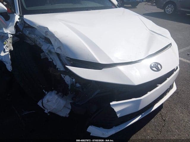2026 TOYOTA CAMRY SE 6