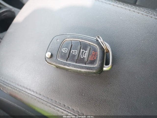 2019 HYUNDAI TUCSON SE 11