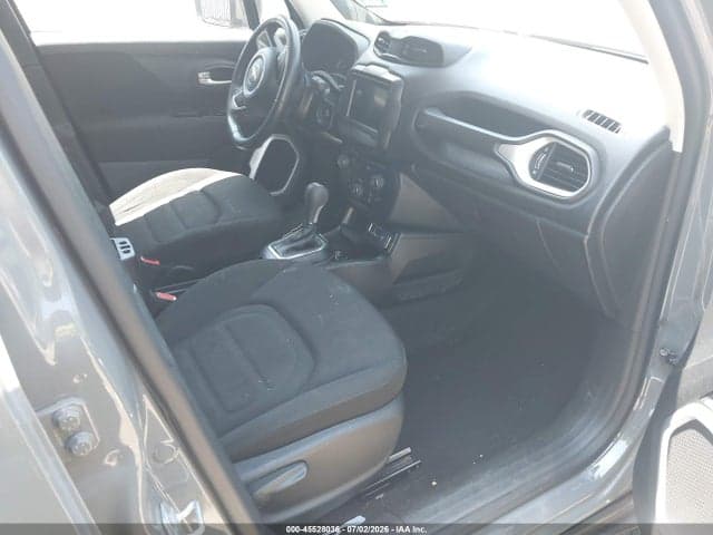 2020 JEEP RENEGADE LATITUDE FWD 5