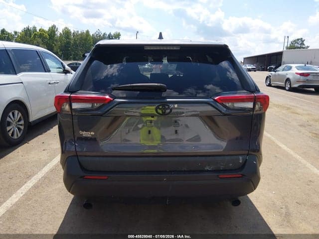 2022 TOYOTA RAV4 LE 17
