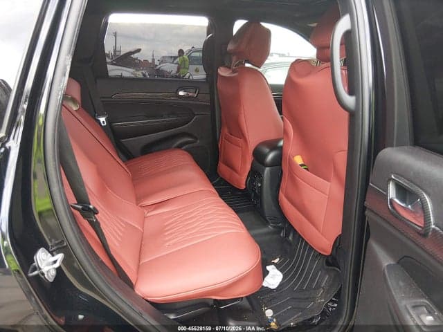 2017 JEEP GRAND CHEROKEE ALTITUDE 8