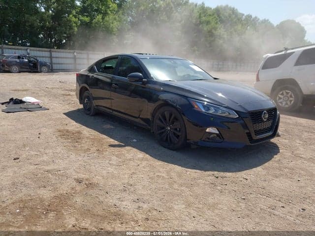 2022 NISSAN ALTIMA SR FWD - 1