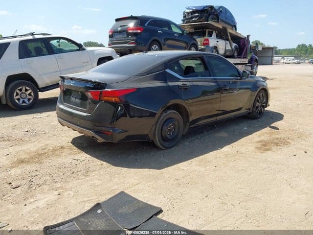 2022 NISSAN ALTIMA SR FWD 4