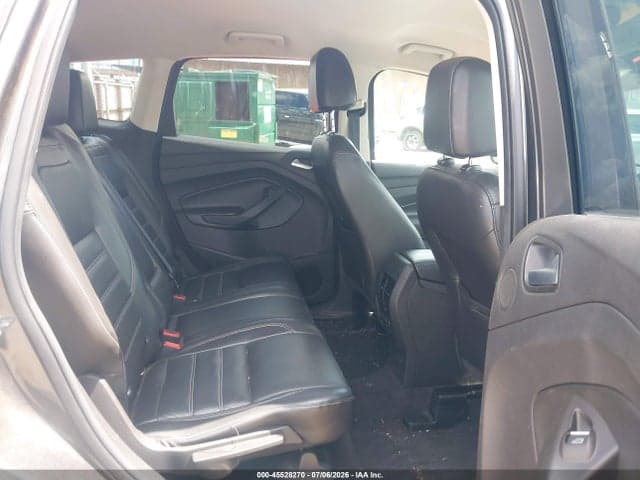 2017 FORD ESCAPE TITANIUM 8