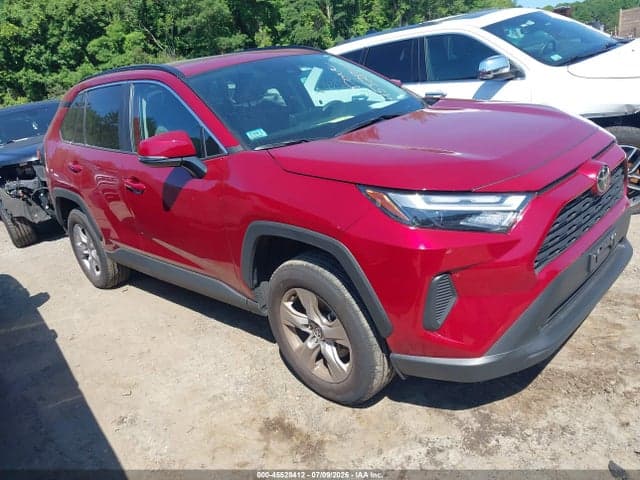 2025 TOYOTA RAV4 XLE 1