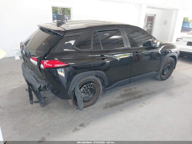 2023 TOYOTA COROLLA CROSS L 4