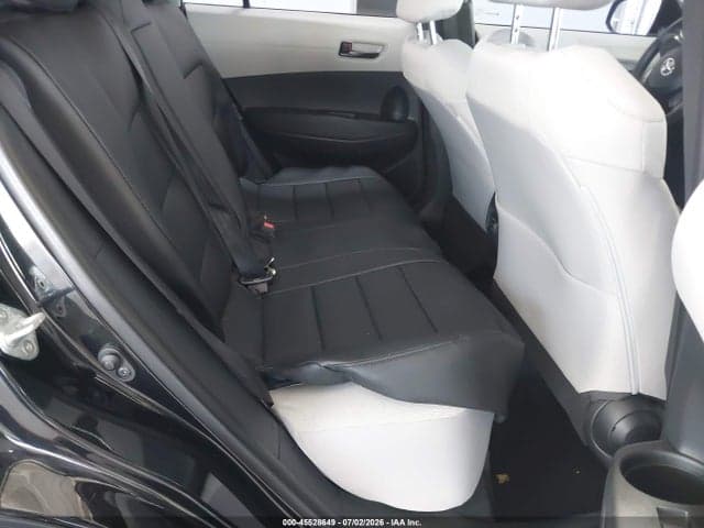2023 TOYOTA COROLLA CROSS L 8
