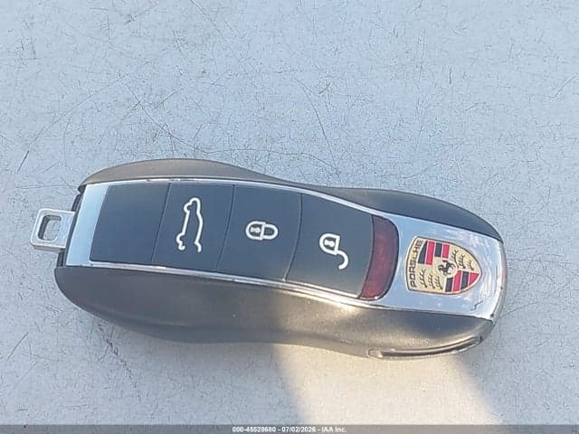 2017 PORSCHE MACAN S 11