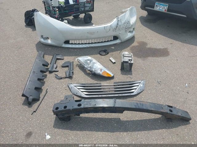 2017 TOYOTA SIENNA XLE PREMIUM 7 PASSENGER 12