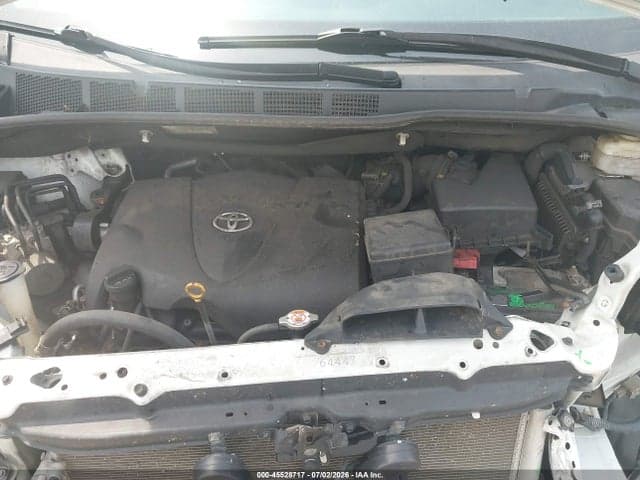 2017 TOYOTA SIENNA XLE PREMIUM 7 PASSENGER 10
