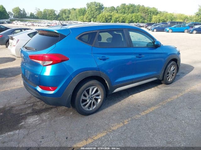 2017 HYUNDAI TUCSON SE 5