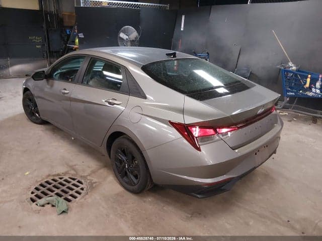 2023 HYUNDAI ELANTRA SEL 3