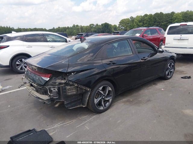 2023 HYUNDAI ELANTRA SEL 4