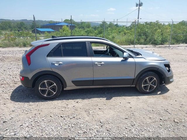 2026 KIA NIRO LX 13