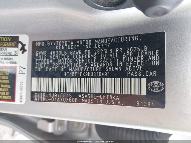 2017 TOYOTA CAMRY SE 9