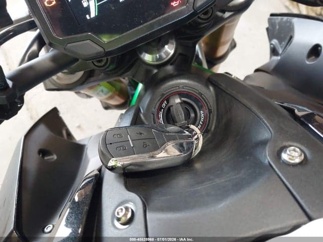 2024 KAWASAKI ZR900 M 11