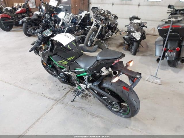 2024 KAWASAKI ZR900 M 3