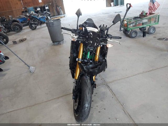 2024 KAWASAKI ZR900 M 5