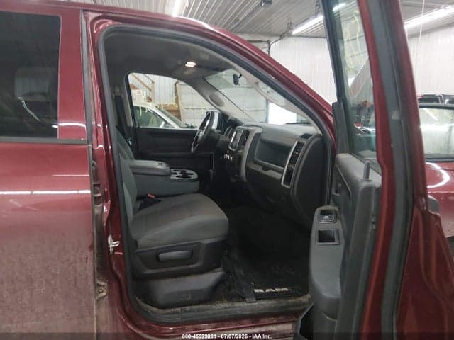 2017 RAM 1500 EXPRESS 4X4 5'7 BOX 5