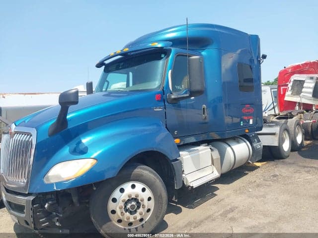 2018 INTERNATIONAL LT 2