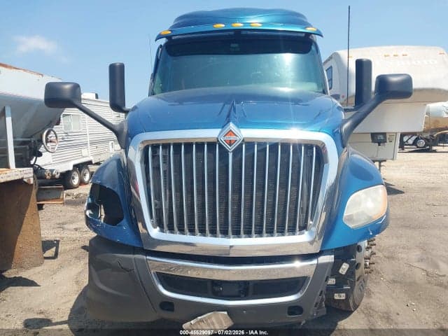 2018 INTERNATIONAL LT 12
