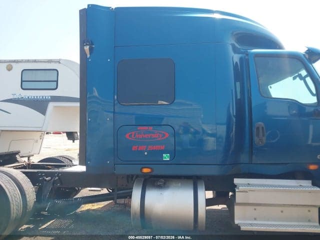 2018 INTERNATIONAL LT 13