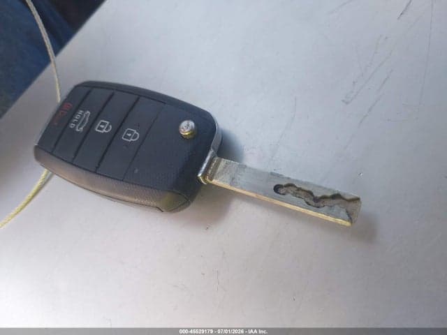 2020 KIA RIO S 11