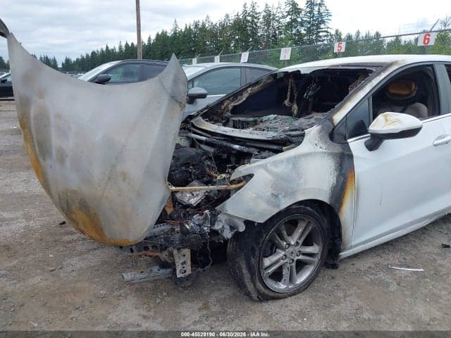2017 CHEVROLET CRUZE LT AUTO 17