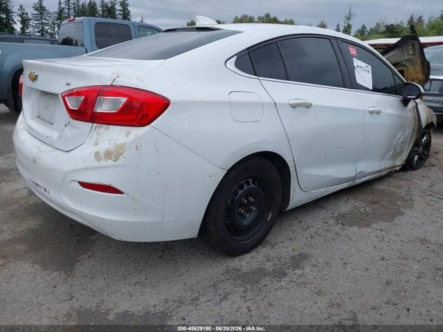 2017 CHEVROLET CRUZE LT AUTO 4
