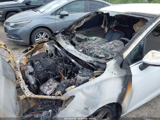 2017 CHEVROLET CRUZE LT AUTO 6