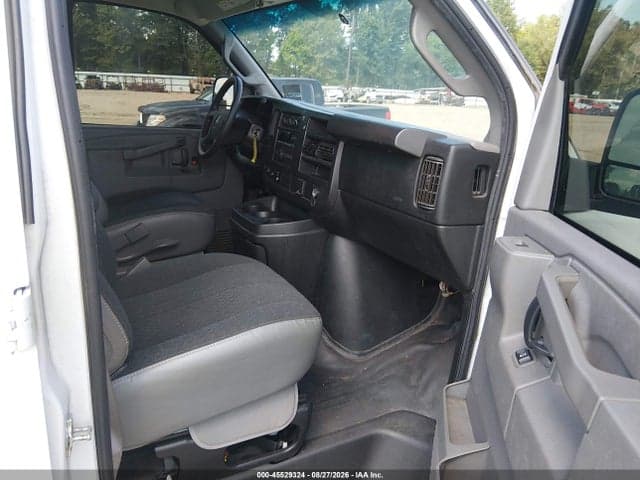 2017 GMC SAVANA 2500 WORK VAN 5