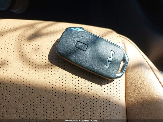 2024 KIA SELTOS EX 11
