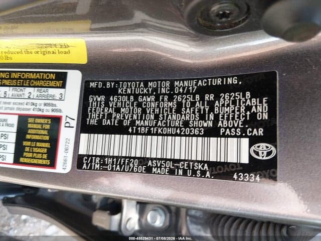 2017 TOYOTA CAMRY SE 9