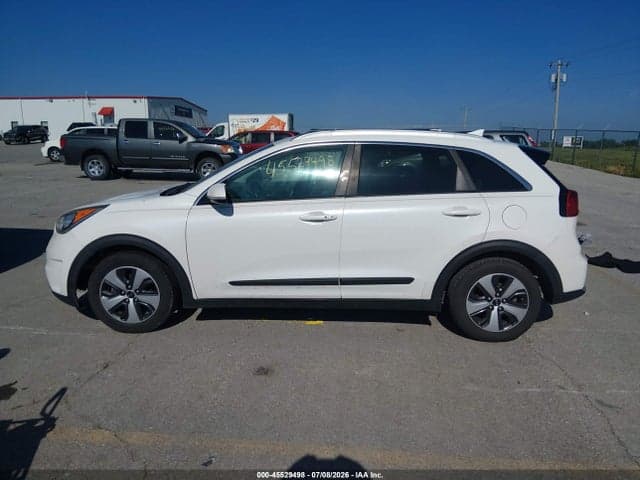 2017 KIA NIRO EX 14