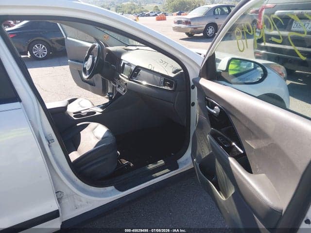 2017 KIA NIRO EX 5