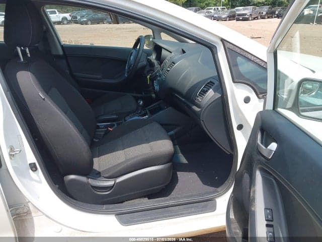 2017 KIA FORTE LX 5