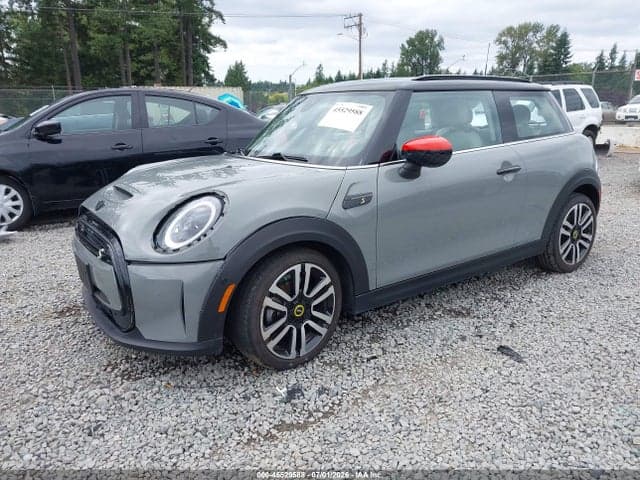 2023 MINI SE HARDTOP COOPER 2