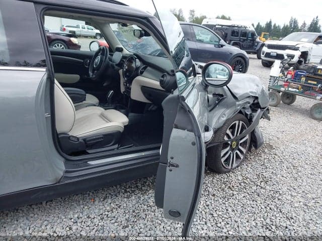 2023 MINI SE HARDTOP COOPER 5