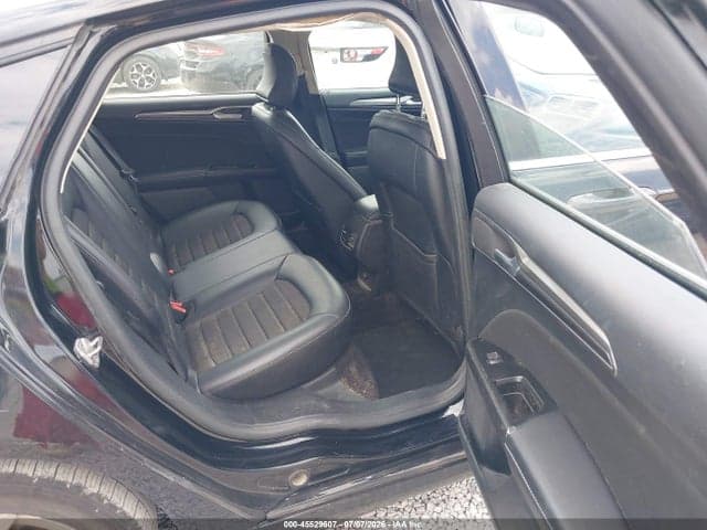 2017 FORD FUSION SE 8