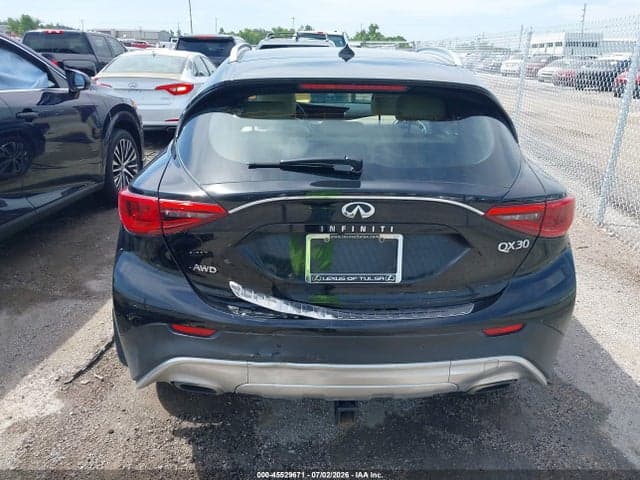 2018 INFINITI QX30 PREMIUM 16