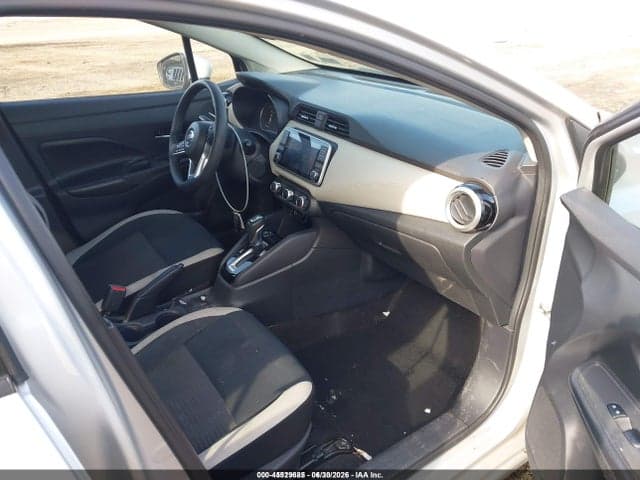 2020 NISSAN VERSA SV XTRONIC CVT 5