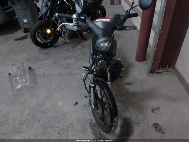 2022 HONDA C125 A 5