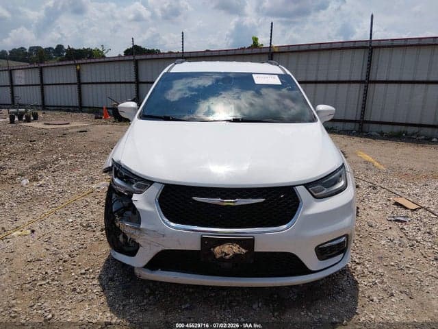2022 CHRYSLER PACIFICA TOURING L 12