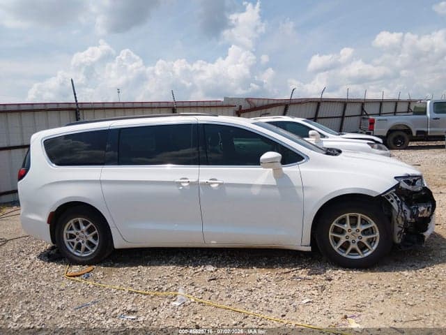 2022 CHRYSLER PACIFICA TOURING L 13