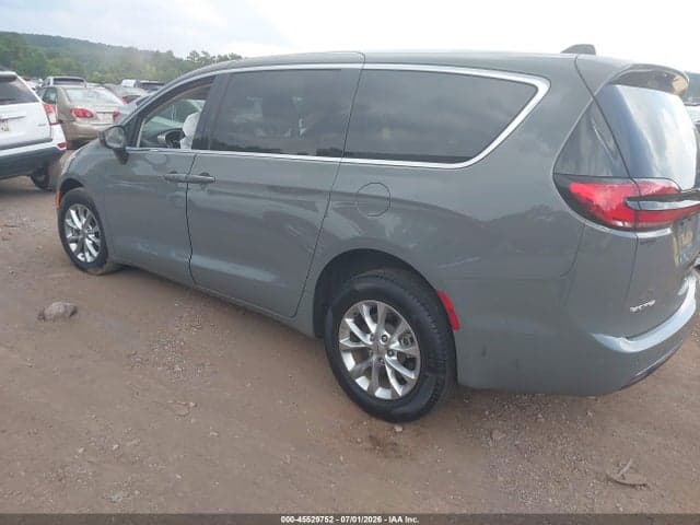 2023 CHRYSLER PACIFICA TOURING L AWD 3