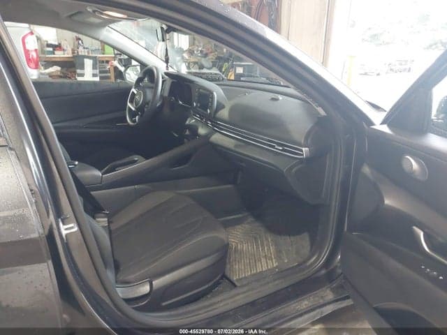 2021 HYUNDAI ELANTRA SEL 5