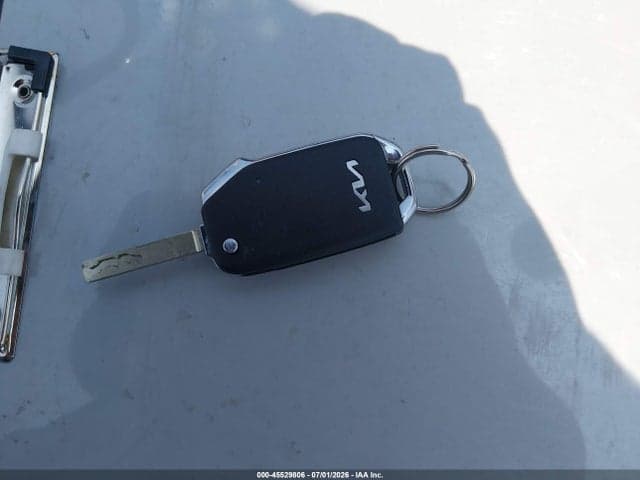 2025 KIA SOUL LX 11