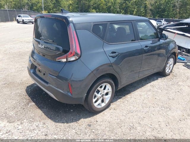 2025 KIA SOUL LX 4